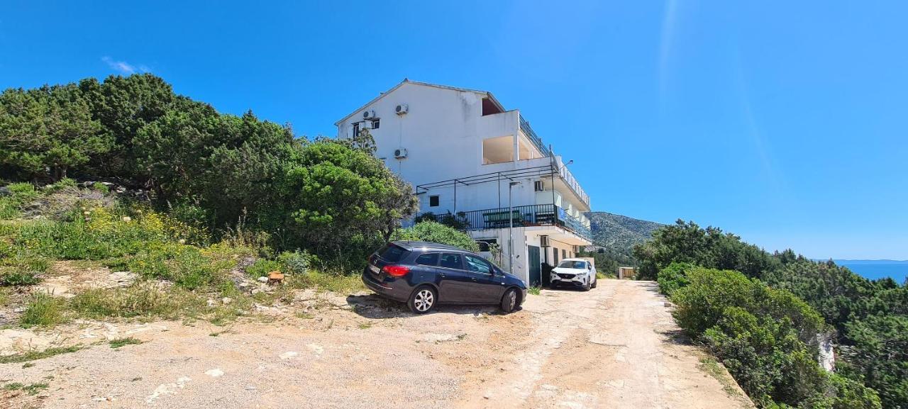 Apartments Ana I Ante Punta ميلنا المظهر الخارجي الصورة