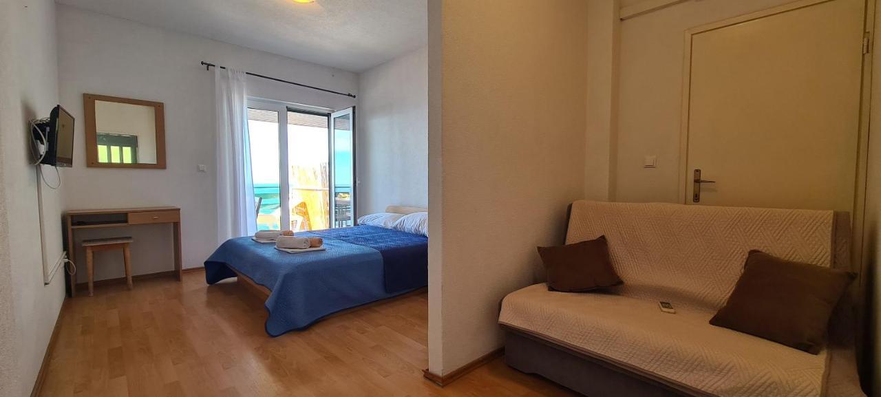 Apartments Ana I Ante Punta ميلنا المظهر الخارجي الصورة