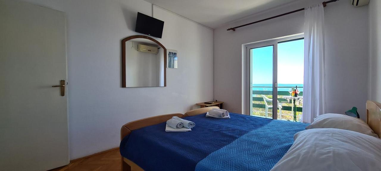 Apartments Ana I Ante Punta ميلنا المظهر الخارجي الصورة