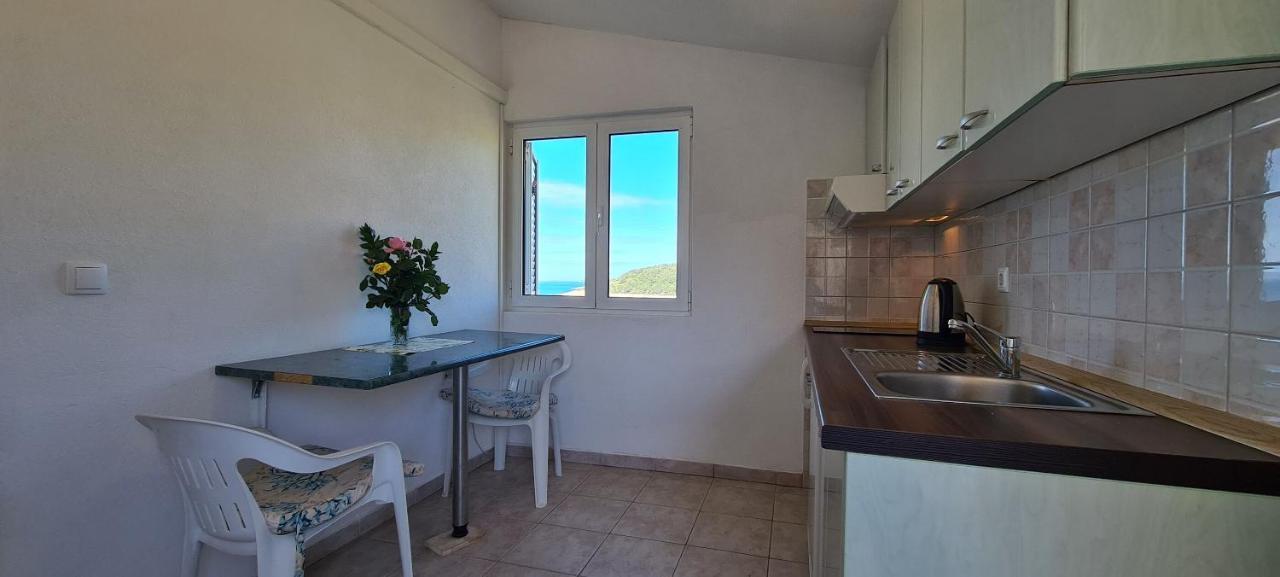Apartments Ana I Ante Punta ميلنا المظهر الخارجي الصورة