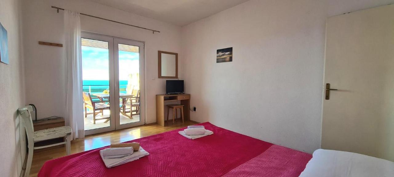 Apartments Ana I Ante Punta ميلنا المظهر الخارجي الصورة